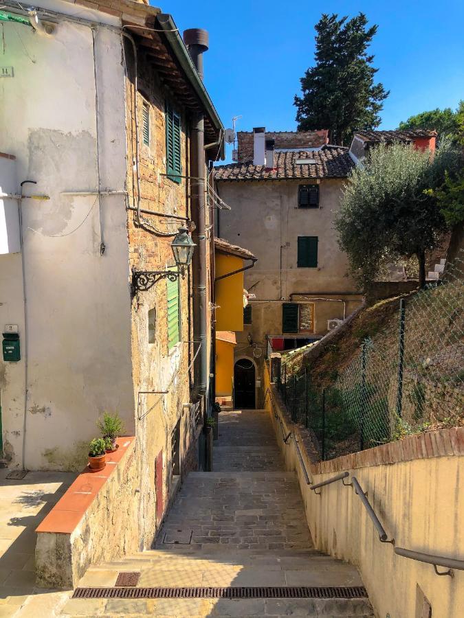 شقة Casa Vicolo Peccioli المظهر الخارجي الصورة